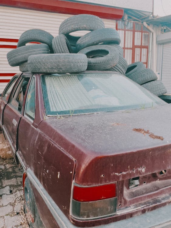 Best Spark Plugs for Jeep Wrangler: JK, JL, and Rubicon