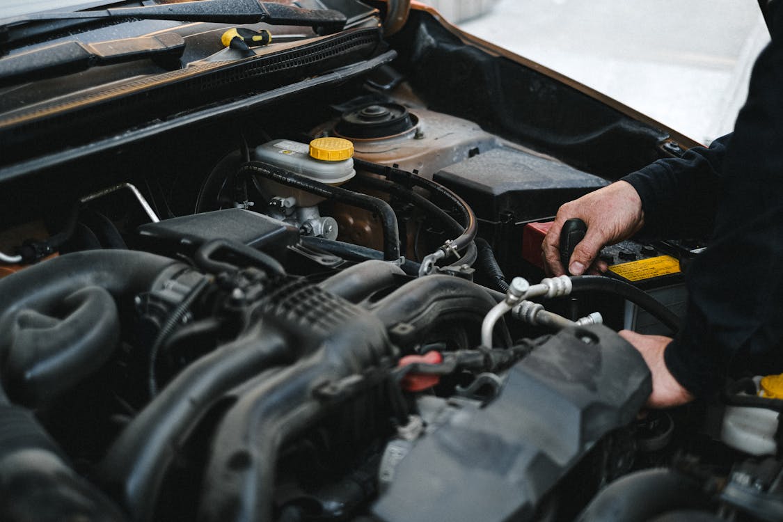 Best Spark Plugs for Jeep Grand Cherokee: All Engines Covered
